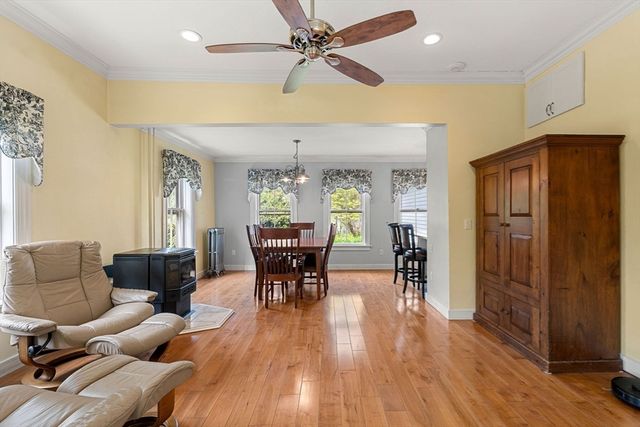 57 Depot St, Grafton, MA 01560