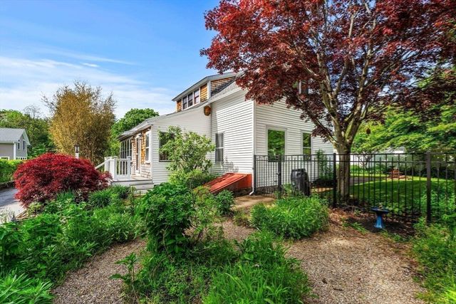 57 Depot St, Grafton, MA 01560
