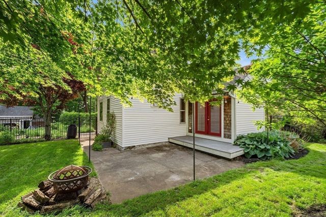 57 Depot St, Grafton, MA 01560