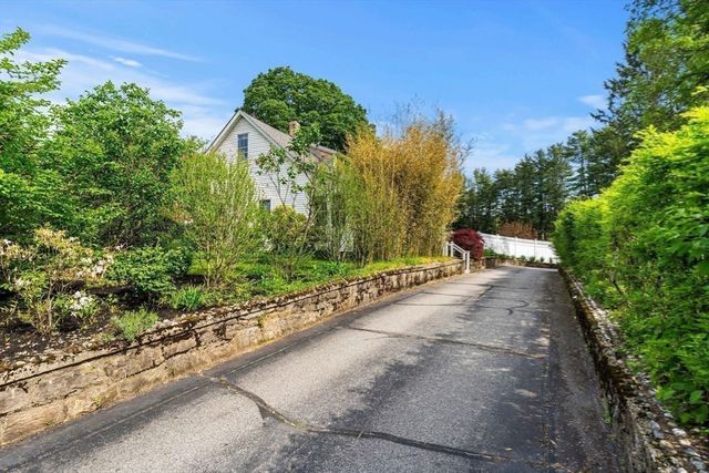 57 Depot St, Grafton, MA 01560