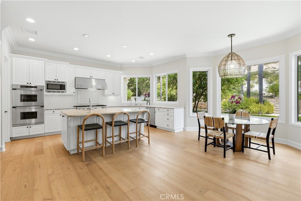 Image 12 of property listing at 3124 MOUNTAIN PARK, Calabasas, CA 91302
