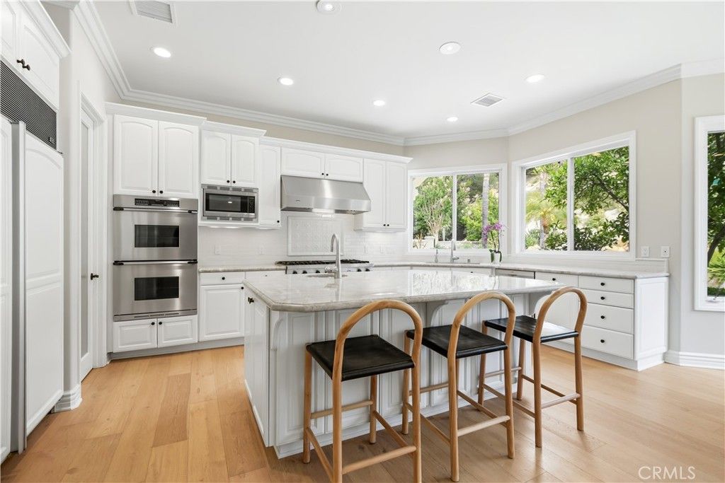 Image 13 of property listing at 3124 MOUNTAIN PARK, Calabasas, CA 91302