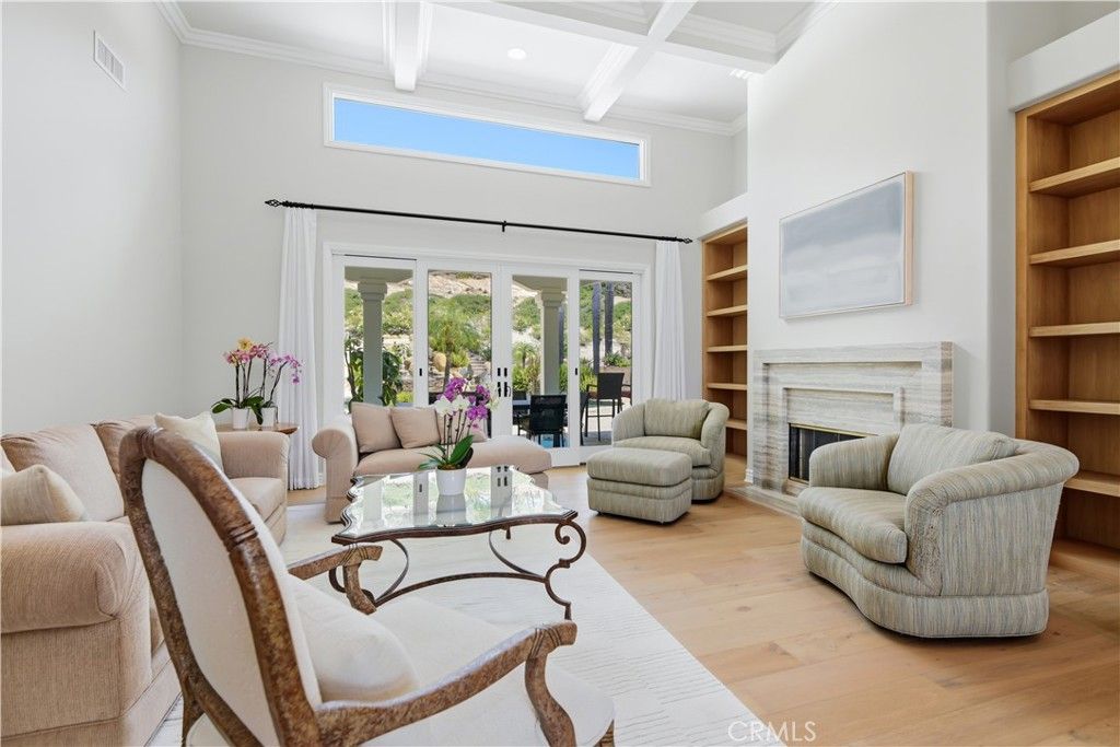 Image 5 of property listing at 3124 MOUNTAIN PARK, Calabasas, CA 91302