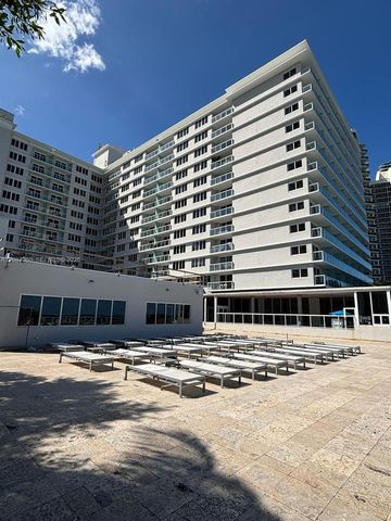 19201 Collins Avenue 747, Sunny Isles Beach, FL 33160