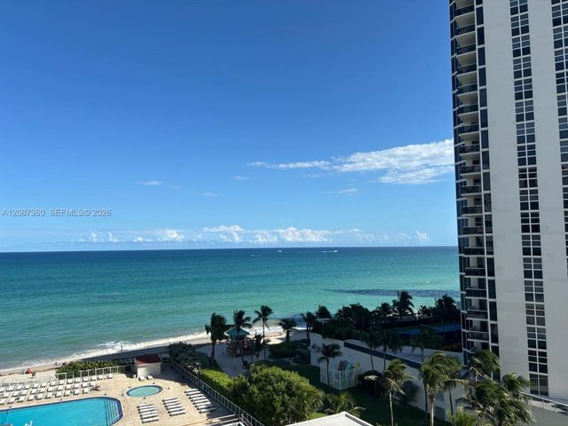 19201 Collins Avenue 747, Sunny Isles Beach, FL 33160