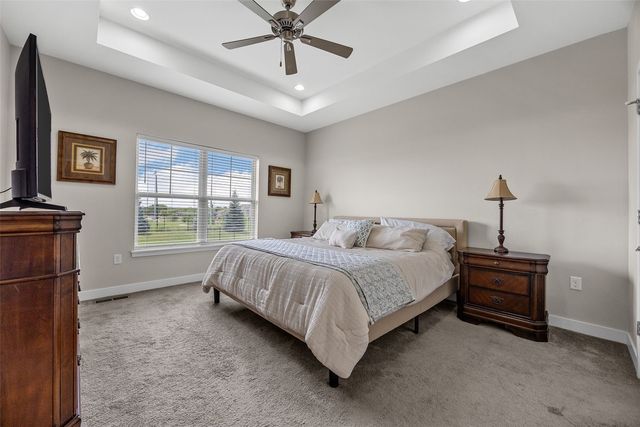 1315 E Tartan Dr, North Liberty, IA 52317