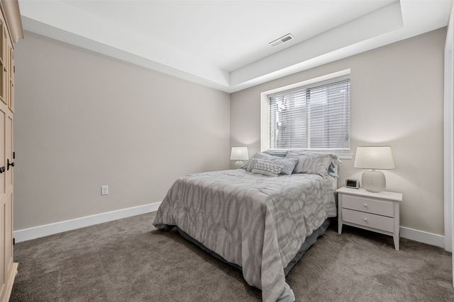 1315 E Tartan Dr, North Liberty, IA 52317