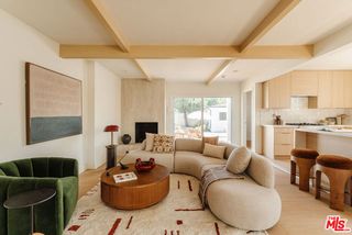 5250 Lemona Avenue, Sherman Oaks, CA 91411