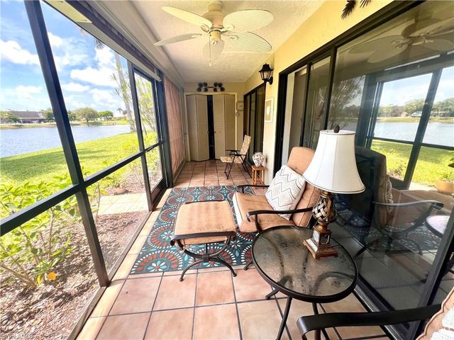 4240 Chantelle DR B103, Naples, FL 34112