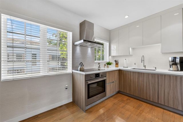 1205 Meridian Ave 3, Miami Beach, FL 33139