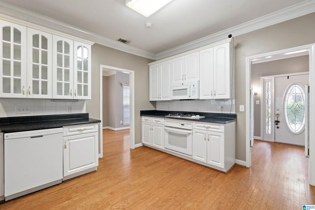 4537 RIVERBIRCH CIRCLE, Bessemer, AL 35022