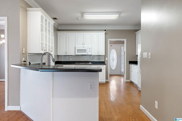 4537 RIVERBIRCH CIRCLE, Bessemer, AL 35022