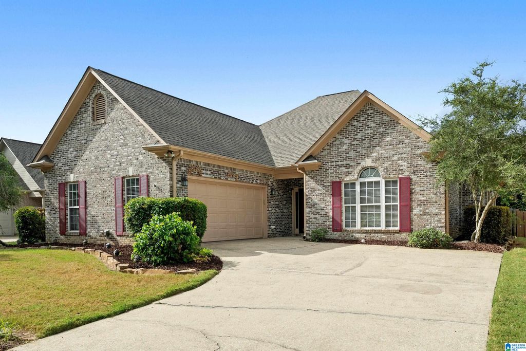 4537 RIVERBIRCH CIRCLE, Bessemer, AL 35022