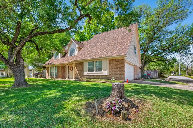 4606 Chaparral Drive, Baytown, TX 77521