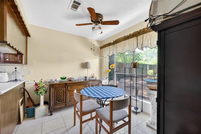 4606 Chaparral Drive, Baytown, TX 77521