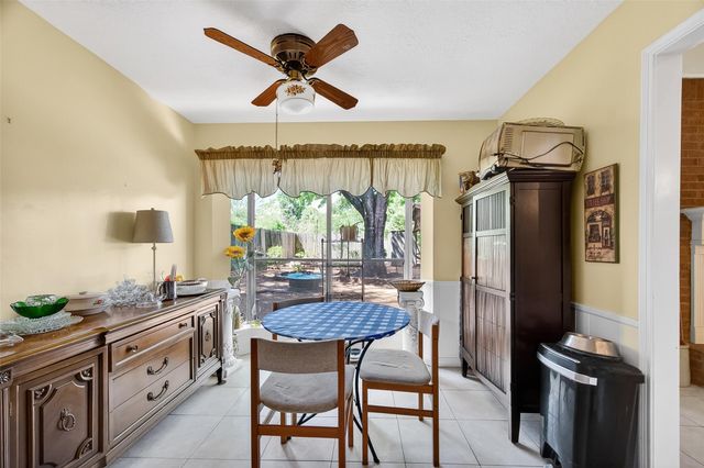 4606 Chaparral Drive, Baytown, TX 77521