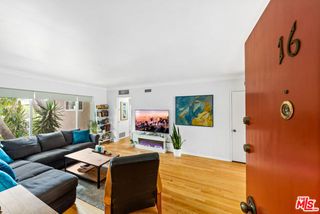 1330 N Crescent Heights Boulevard 16, West Hollywood, CA 90046