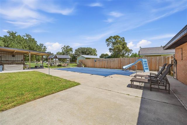 211 Dewitt Street, Westlake, LA 70669