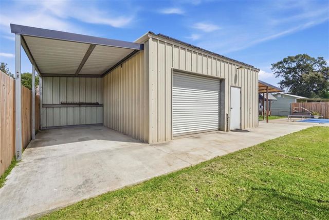 211 Dewitt Street, Westlake, LA 70669