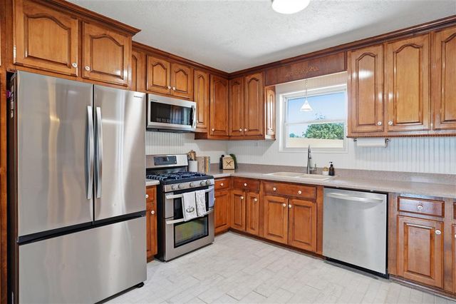 211 Dewitt Street, Westlake, LA 70669
