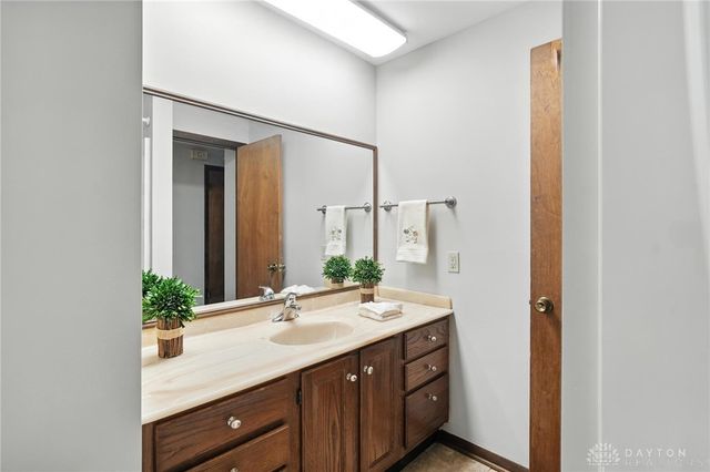 3190 Marigold Court, Dayton, OH 45440