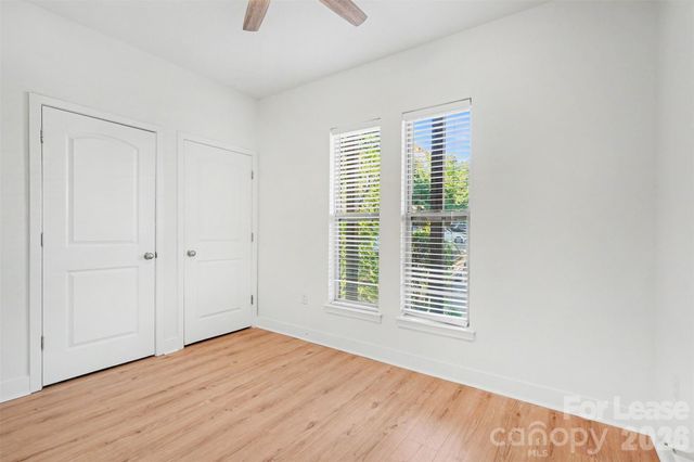 1032 Skyline View Way, Charlotte, NC 28204
