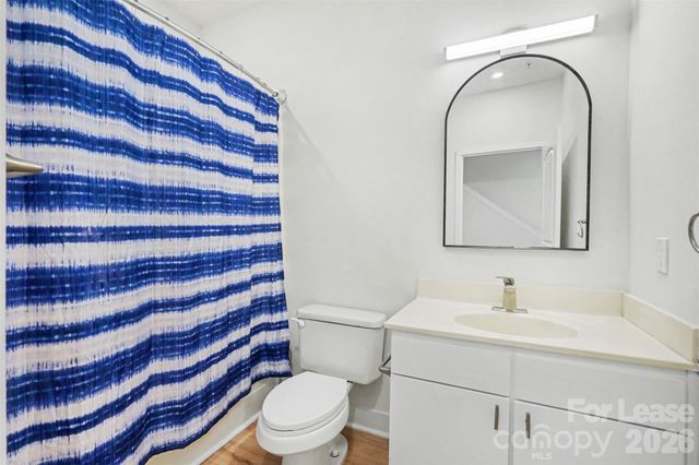 1032 Skyline View Way, Charlotte, NC 28204
