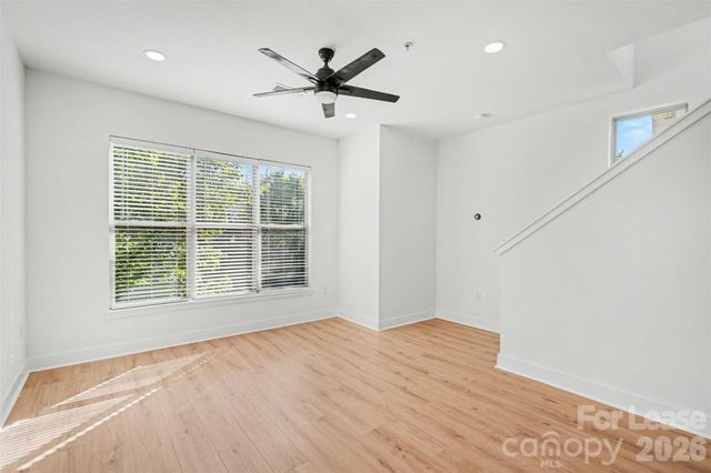 1032 Skyline View Way, Charlotte, NC 28204