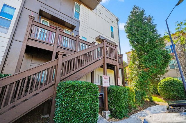 1032 Skyline View Way, Charlotte, NC 28204