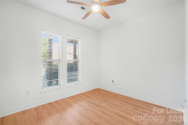 1032 Skyline View Way, Charlotte, NC 28204