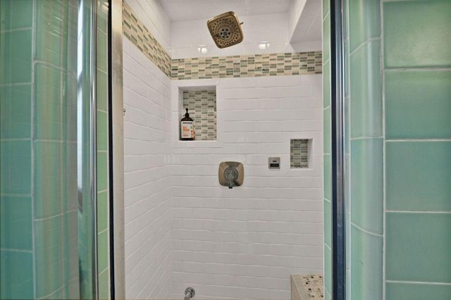 5211 W Wisconsin AVENUE #5217, Milwaukee, WI 53208