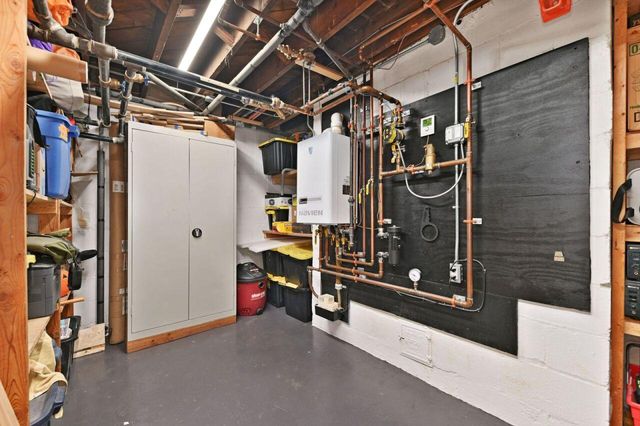 5211 W Wisconsin AVENUE #5217, Milwaukee, WI 53208