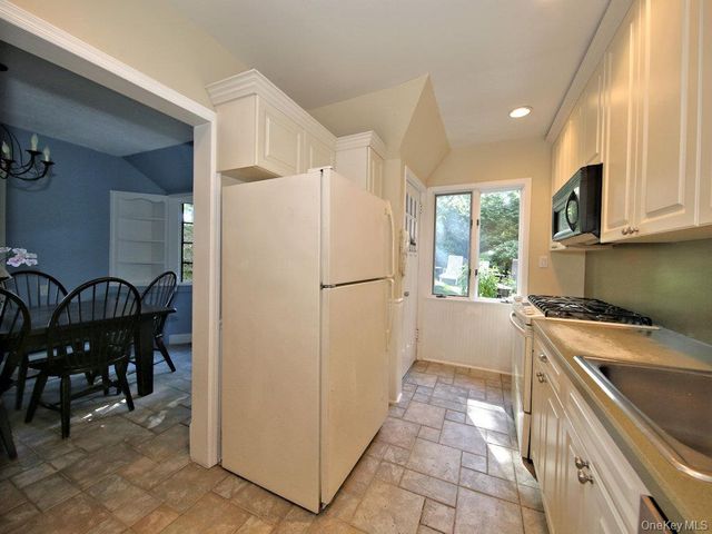1315 Langdon Lane, Mamaroneck, NY 10543