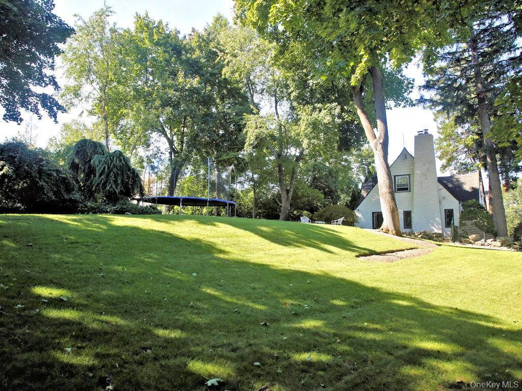 1315 Langdon Lane, Mamaroneck, NY 10543 — photo 4