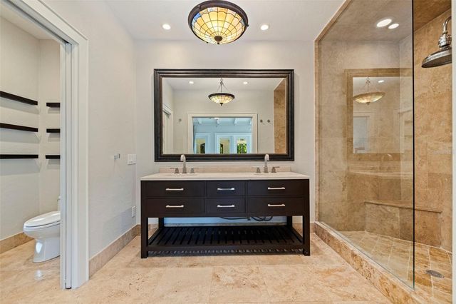 808 BRIGHTWATERS BOULEVARD NE, St Petersburg, FL 33704