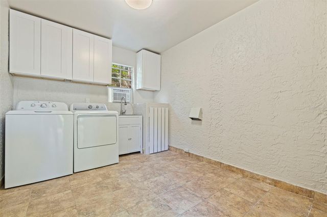 808 BRIGHTWATERS BOULEVARD NE, St Petersburg, FL 33704