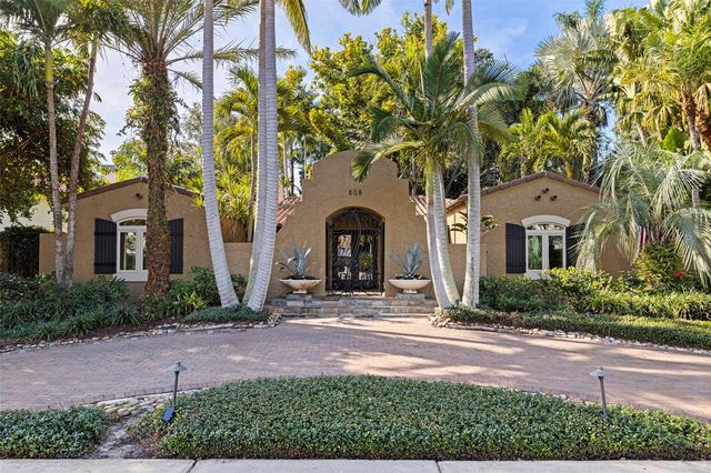 808 BRIGHTWATERS BOULEVARD NE, St Petersburg, FL 33704