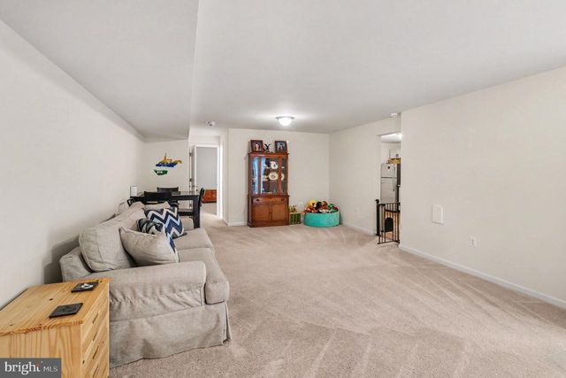 2446 TOWERING OAK CT, Locust Grove, VA 22508
