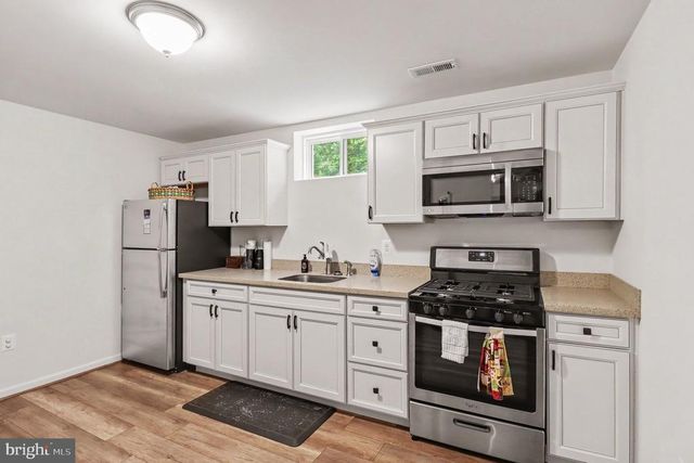 2446 TOWERING OAK CT, Locust Grove, VA 22508