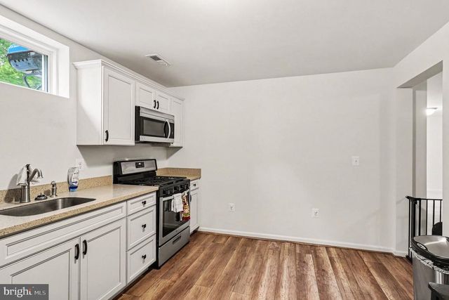 2446 TOWERING OAK CT, Locust Grove, VA 22508