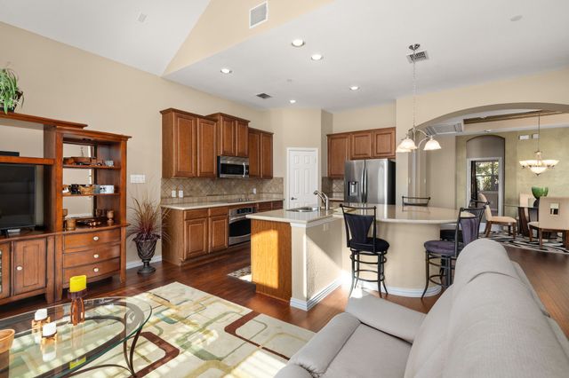 1912 Lantana Lane, Irving, TX 75063