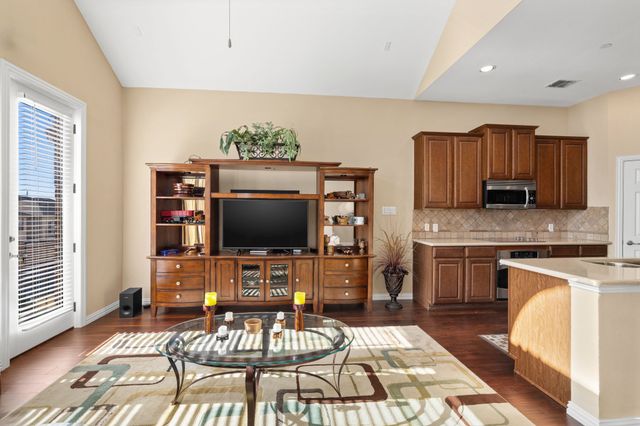 1912 Lantana Lane, Irving, TX 75063