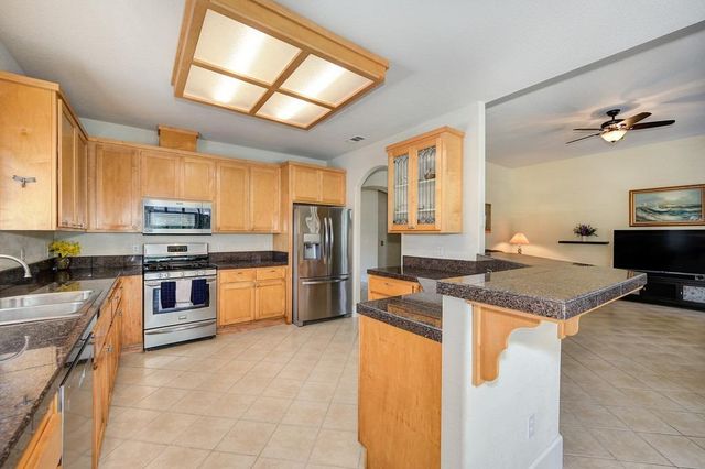 50 Saint Andrews Rd, Valley Springs, CA 95252