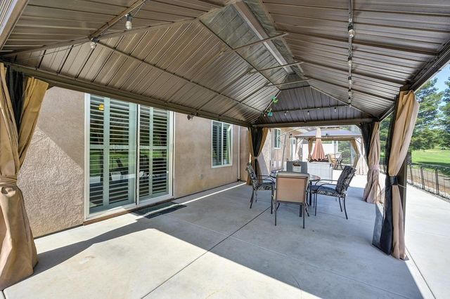 50 Saint Andrews Rd, Valley Springs, CA 95252