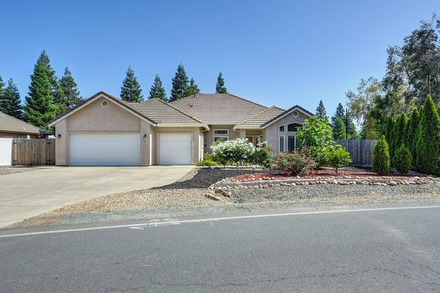 50 Saint Andrews Rd, Valley Springs, CA 95252