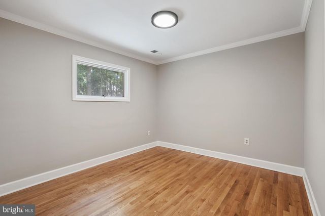 10418 ADEL RD, Oakton, VA 22124