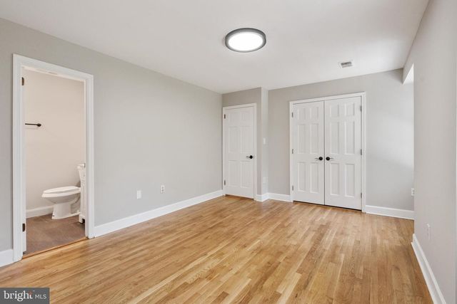 10418 ADEL RD, Oakton, VA 22124