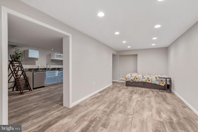 10418 ADEL RD, Oakton, VA 22124