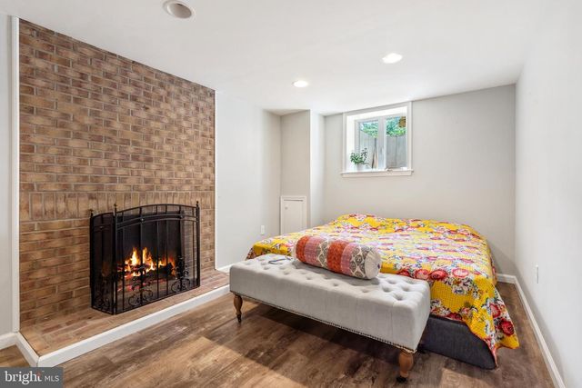 10418 ADEL RD, Oakton, VA 22124