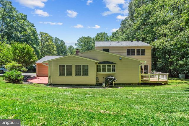 10418 ADEL RD, Oakton, VA 22124